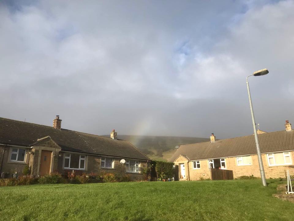 24129831_407359663014614_5833004787751794193_n