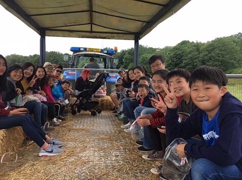 C4F99D55-5BAC-4D2F-BF4A-0CDBC3E4CD48