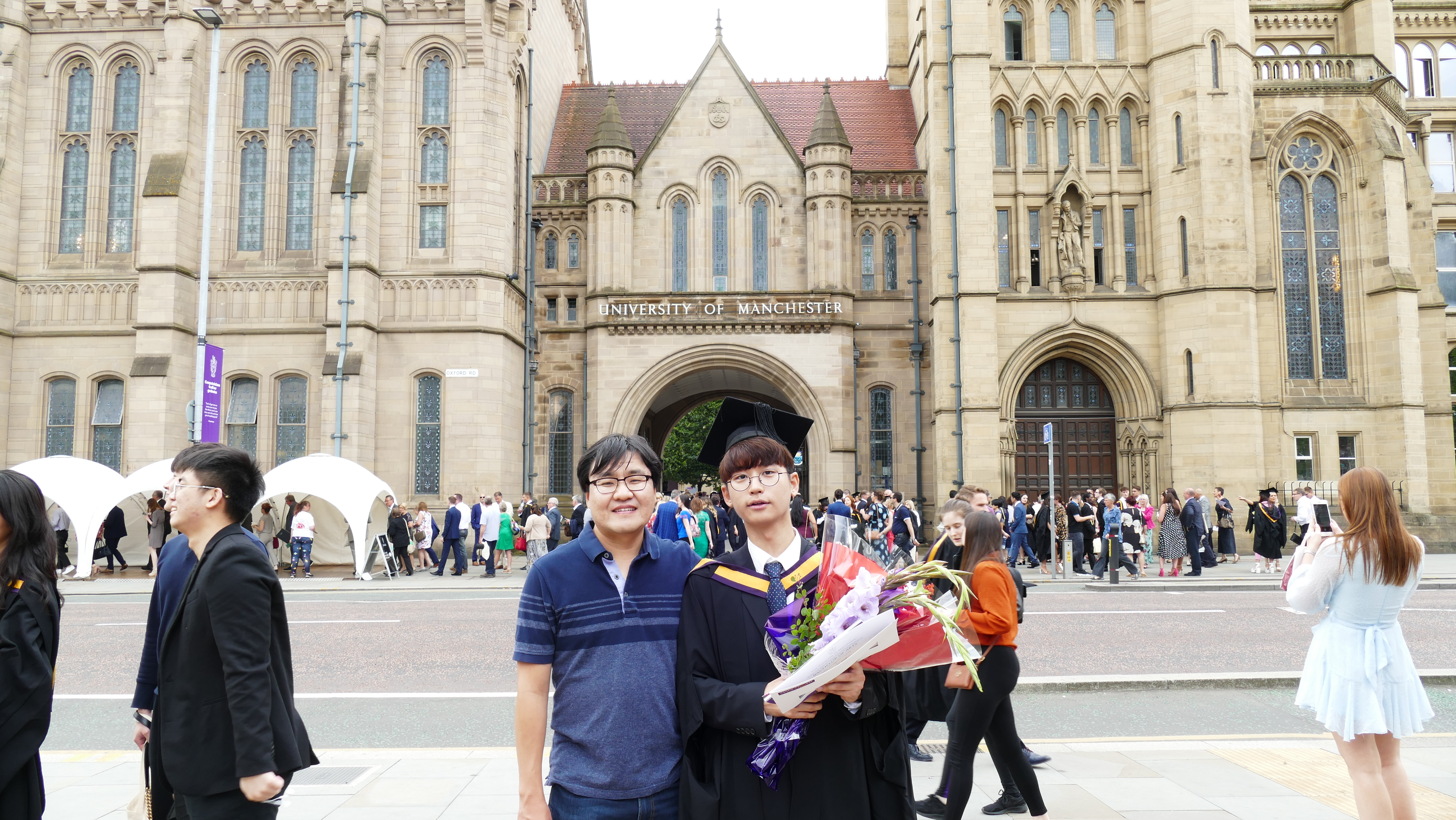 AE4CF40F-B5F0-4EA1-A73A-C4695F67055C