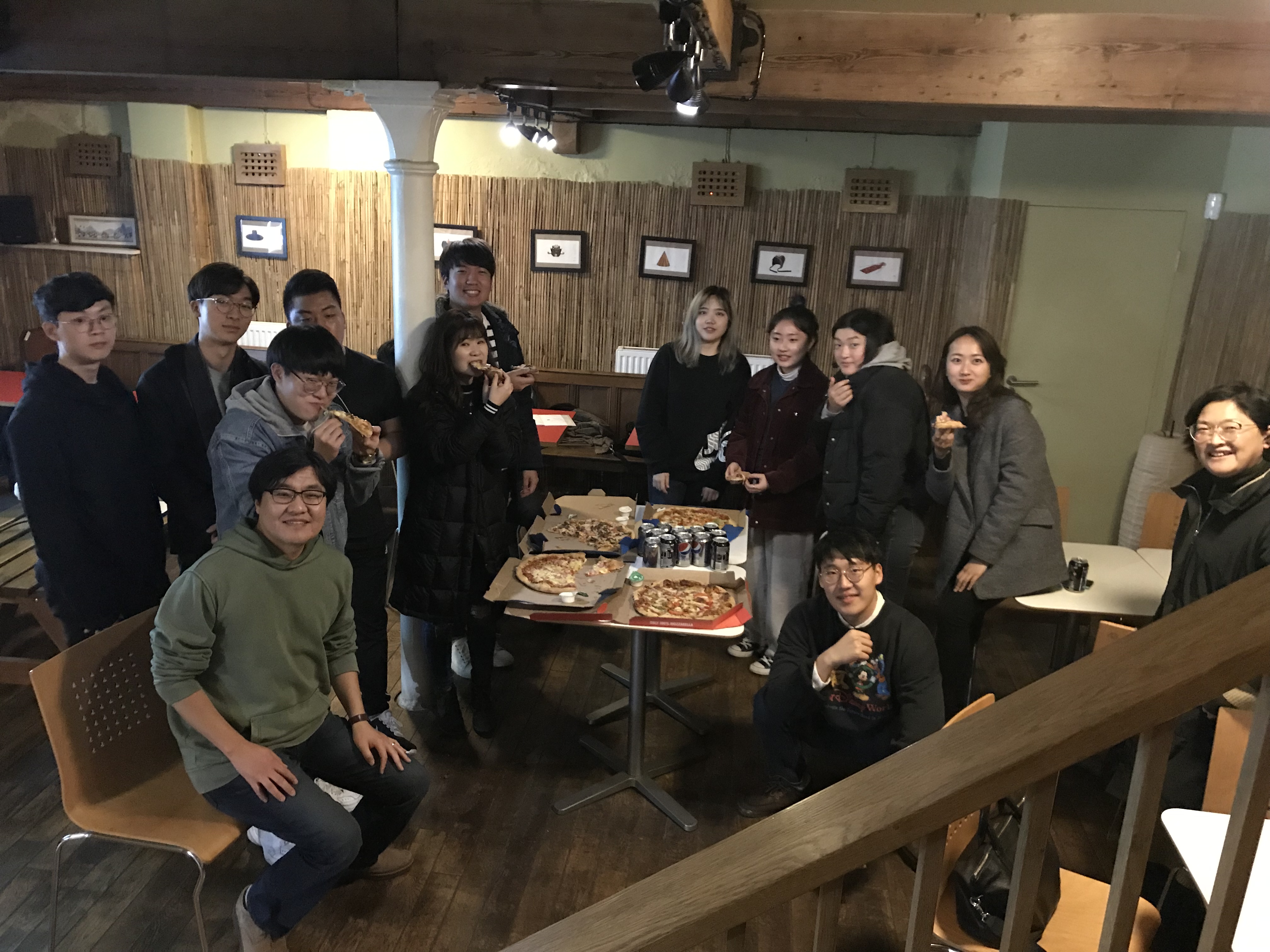 33355E60-0F77-447F-89F9-101E85E144CD