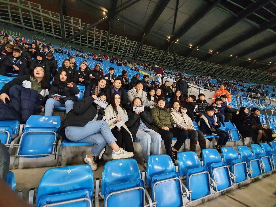 F3EB2661-AC16-430B-AB91-B35A4212438E